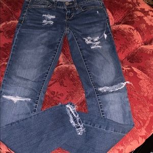 Aeropostale distressed skinny jeans